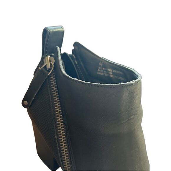 DV Dolce Vita Jayden Black Faux Leather Heeled Ankle Booties Block Zip Women's 6 - Picture 4 of 7